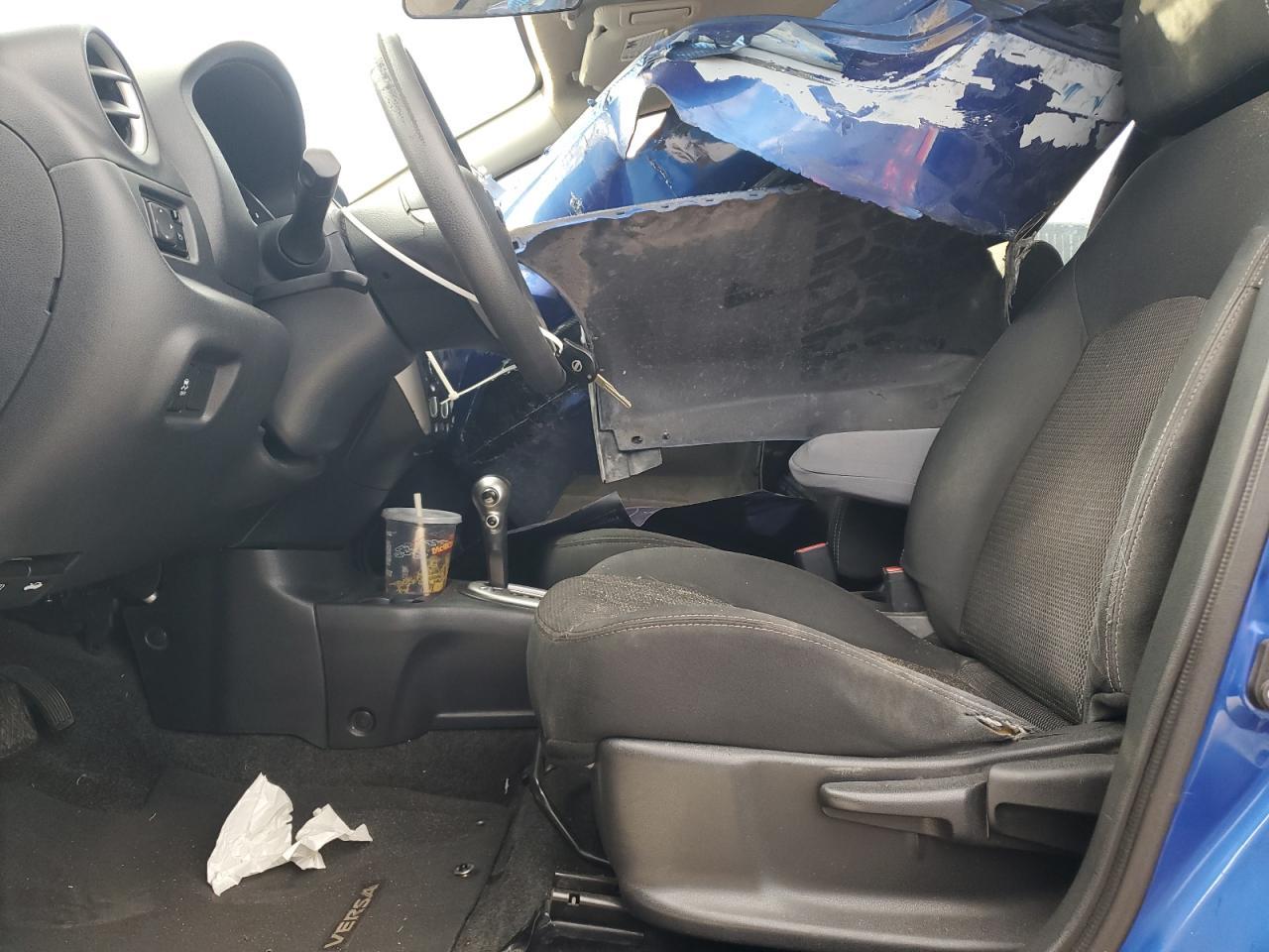 2016 NISSAN VERSA