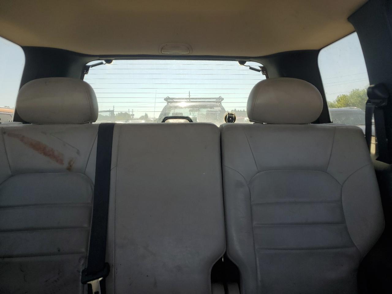 2004 JEEP Liberty
