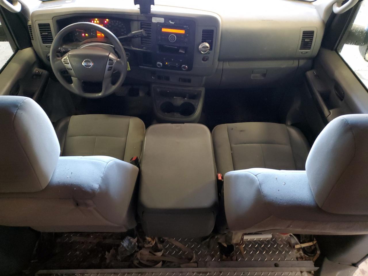 2012 NISSAN NV 2500