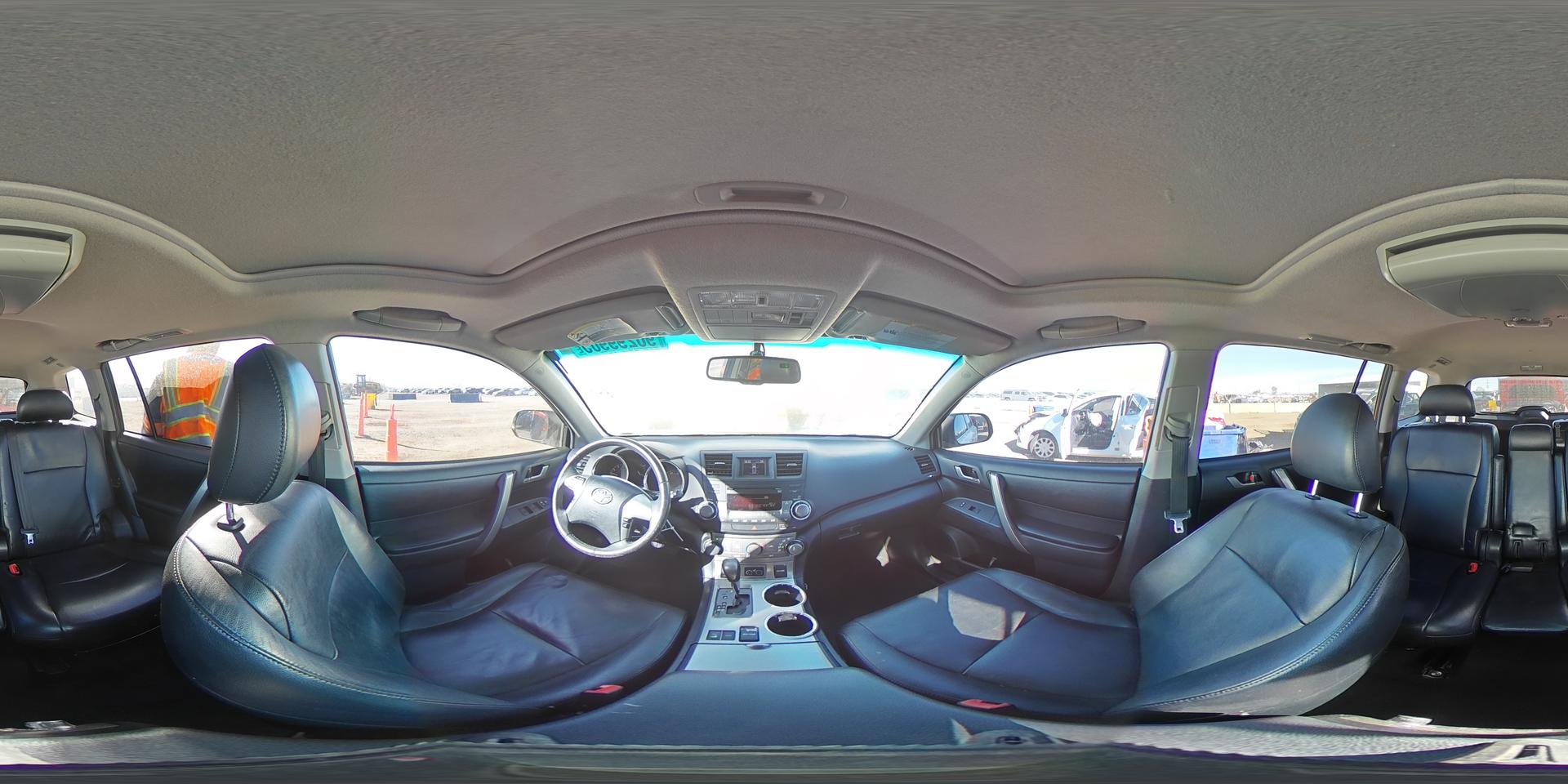 2012 TOYOTA HIGHLANDER