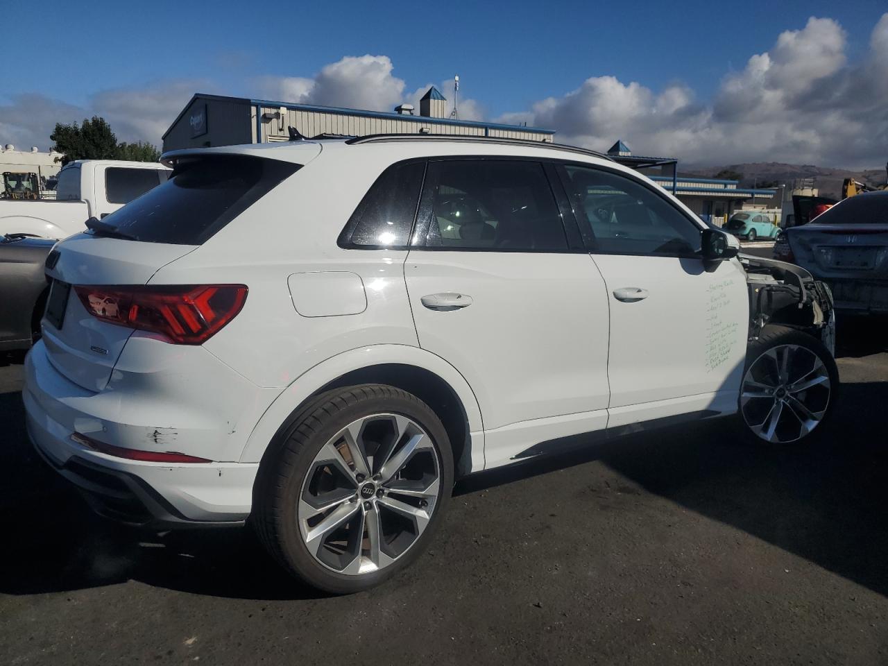 2022 AUDI Q3
