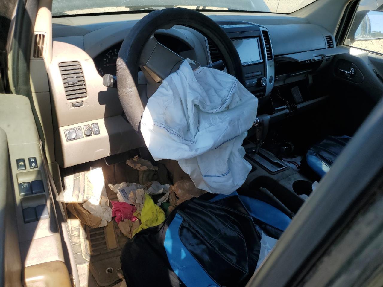 2009 NISSAN Frontier