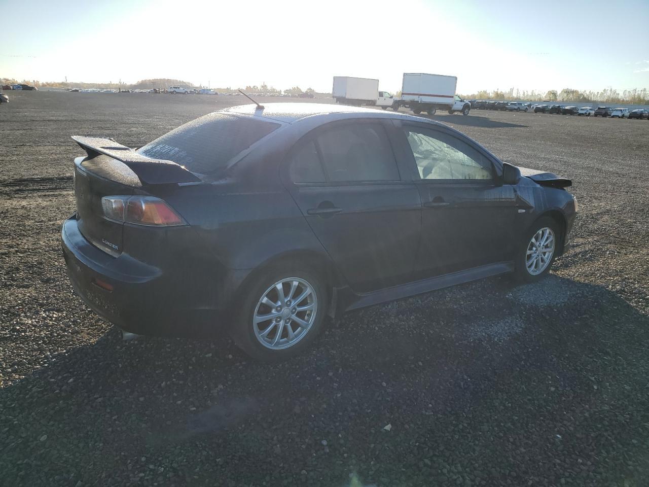 2013 MITSUBISHI LANCER