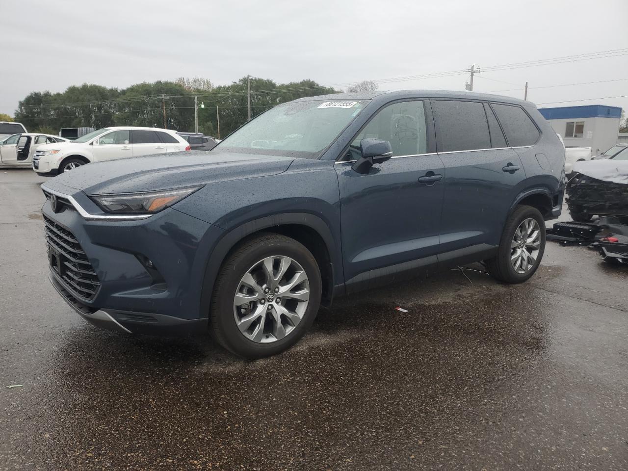 2024 TOYOTA HIGHLANDER