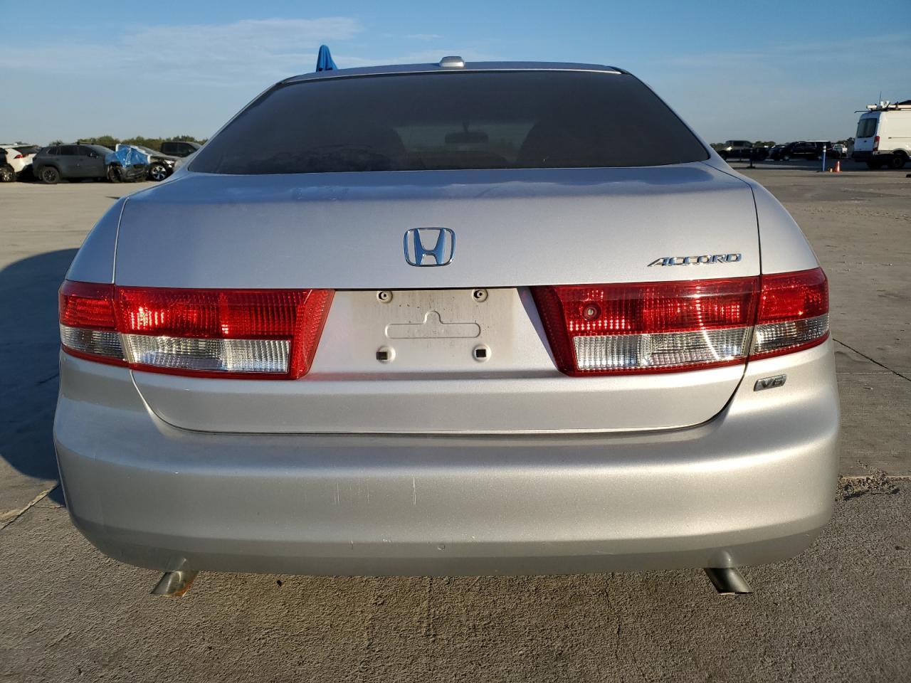 2004 HONDA ACCORD