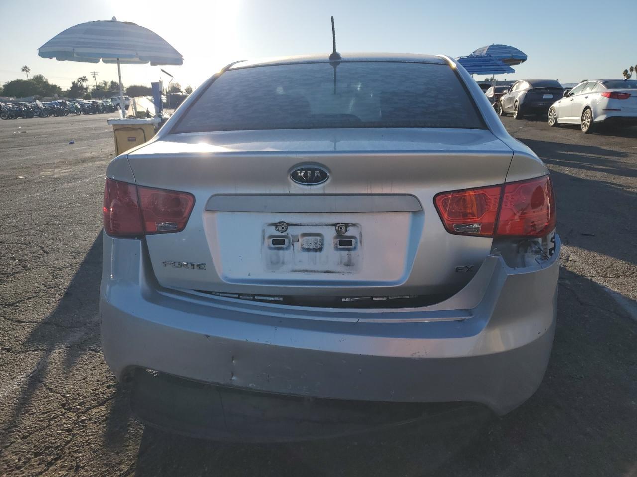 2011 KIA FORTE