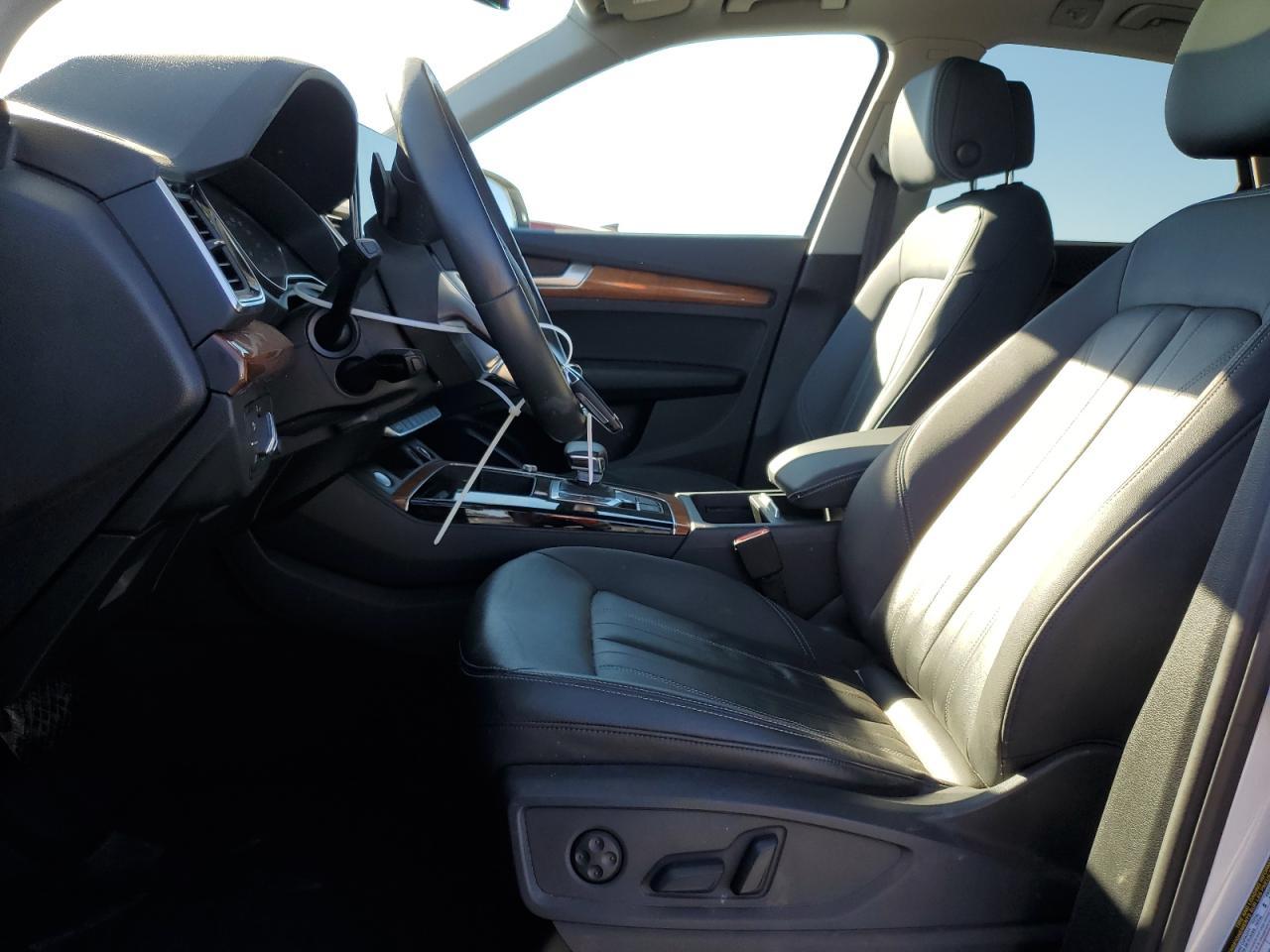 2022 AUDI Q5