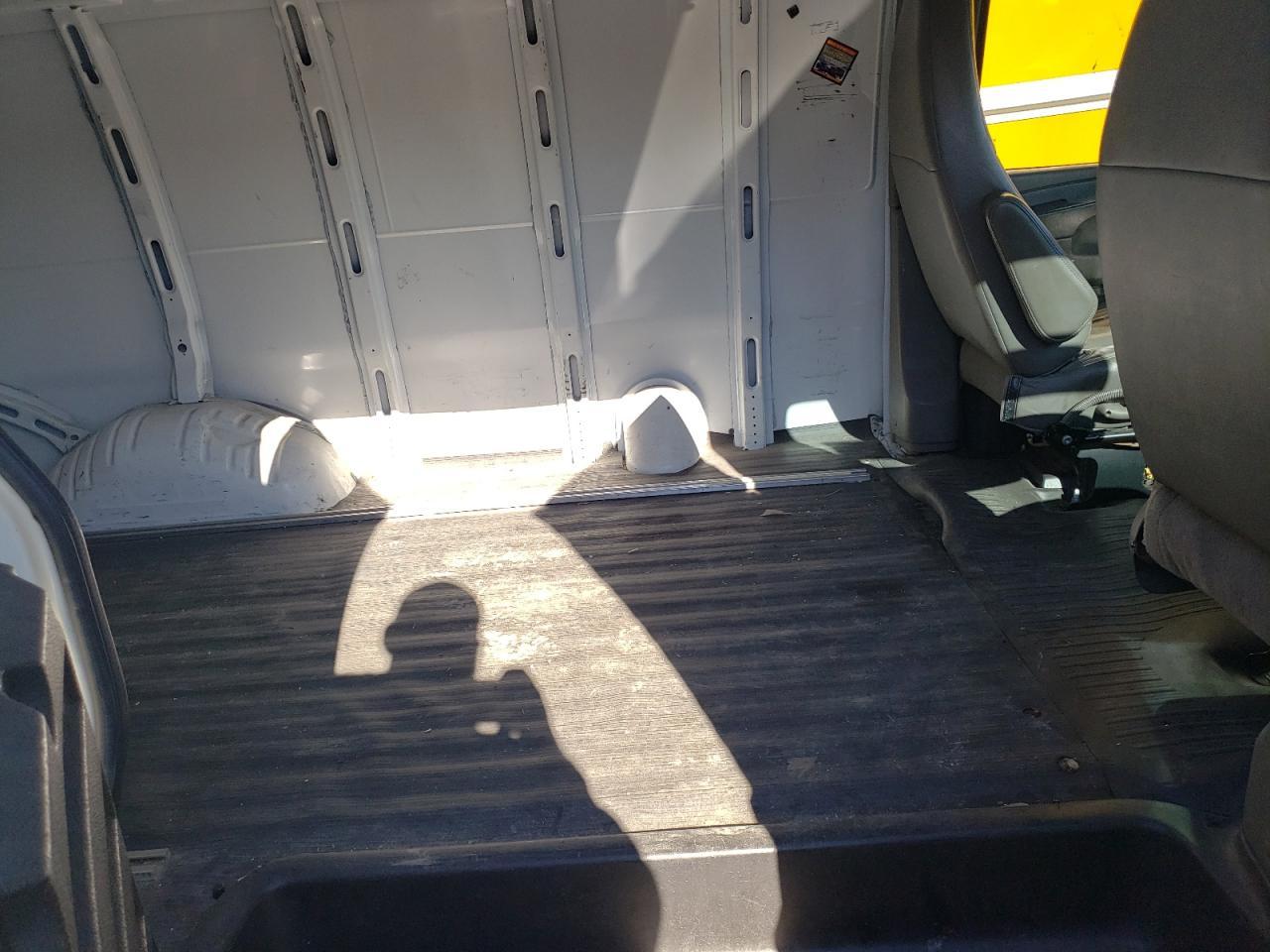 2012 GMC Savana