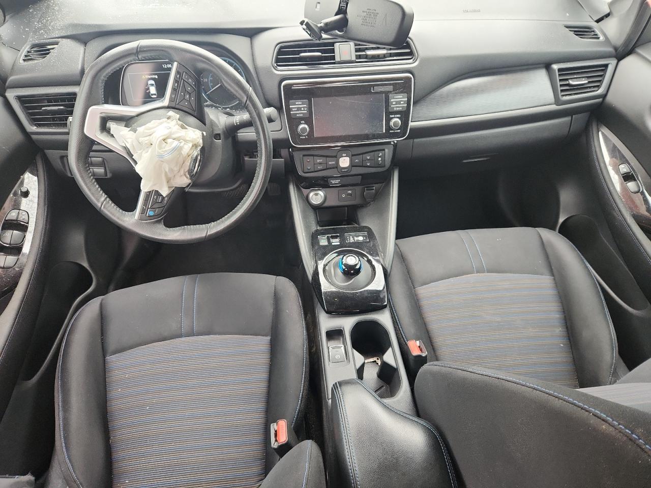 2019 NISSAN LEAF
