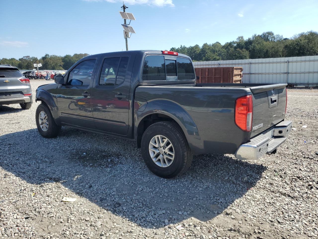 2015 NISSAN Frontier