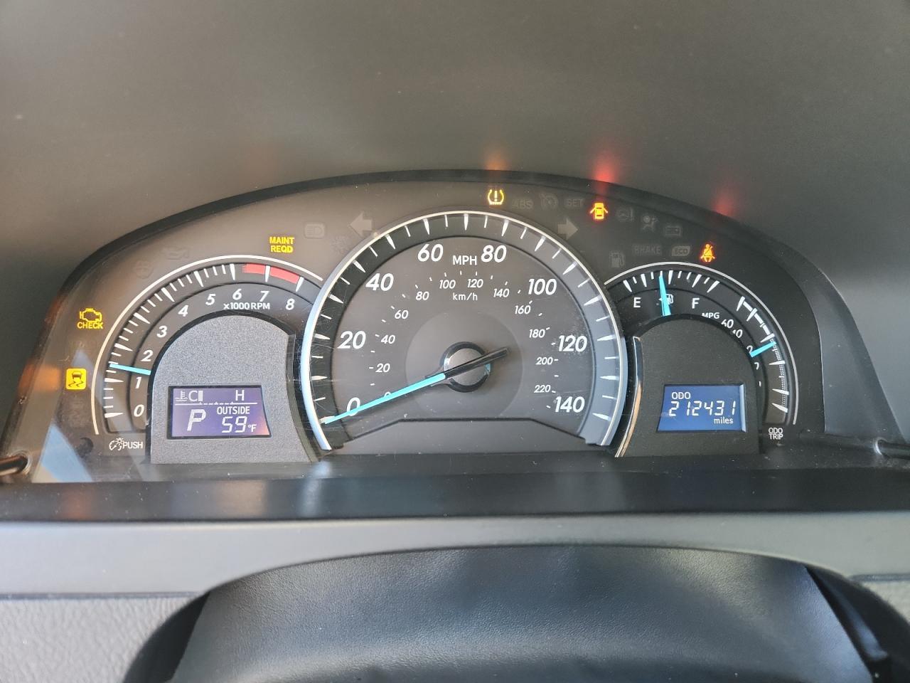2012 TOYOTA CAMRY