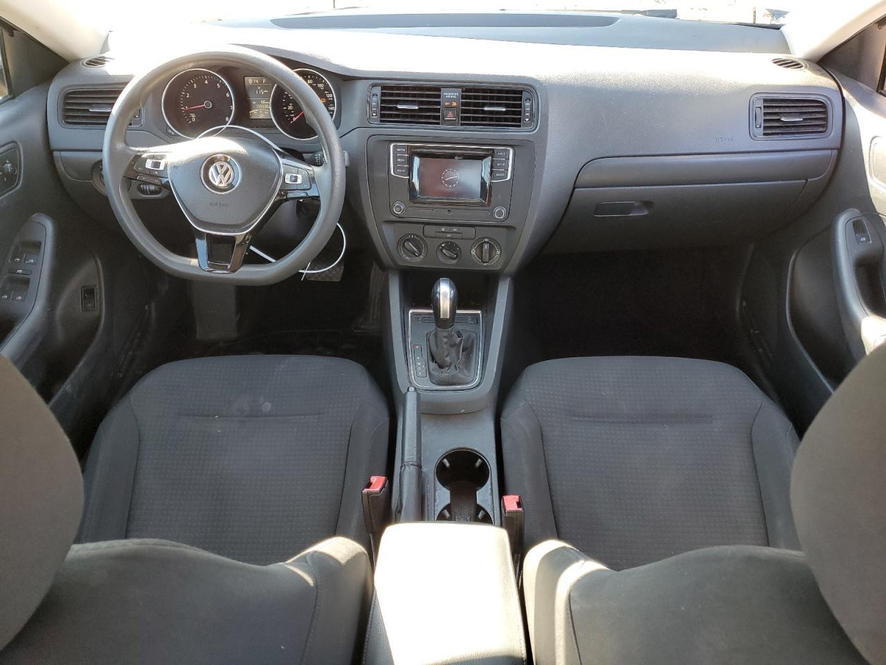 2016 VOLKSWAGEN JETTA