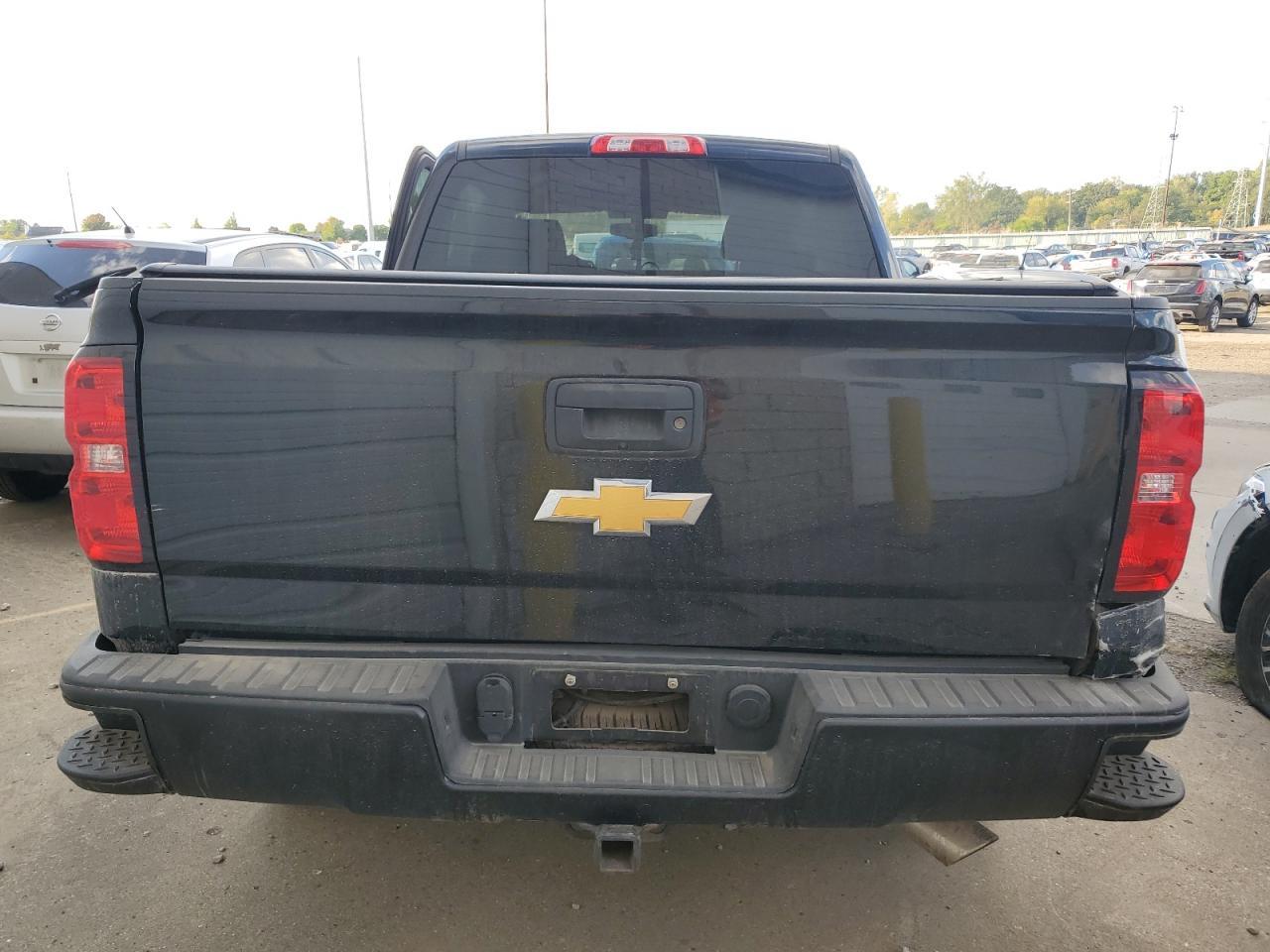 2018 CHEVROLET Silverado