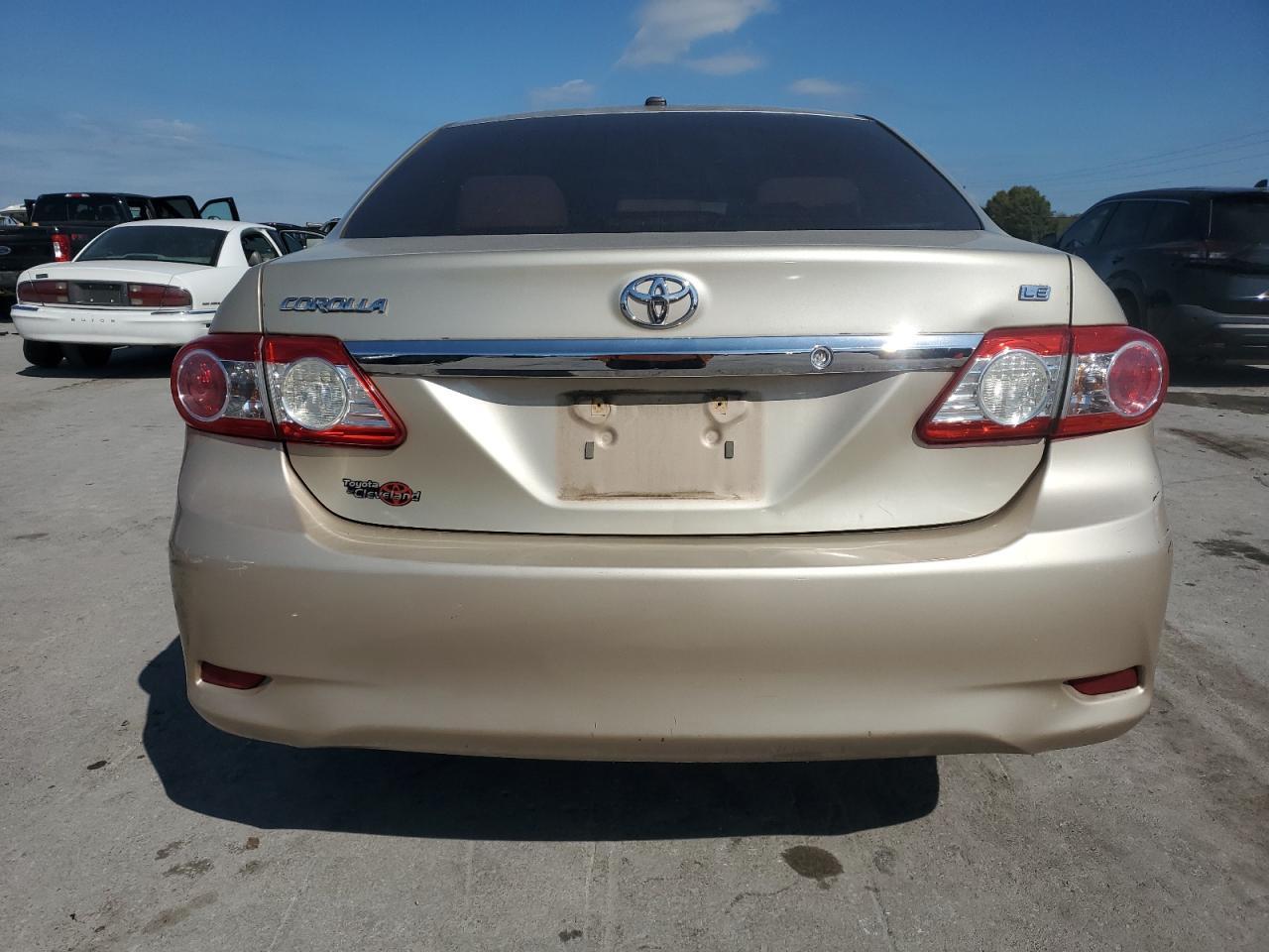 2013 TOYOTA COROLLA