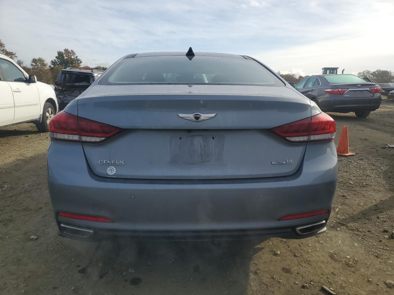 2016 HYUNDAI GENESIS