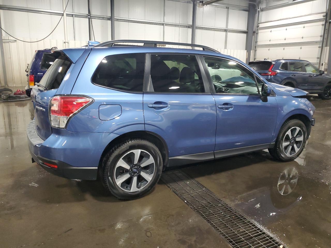 2018 SUBARU FORESTER