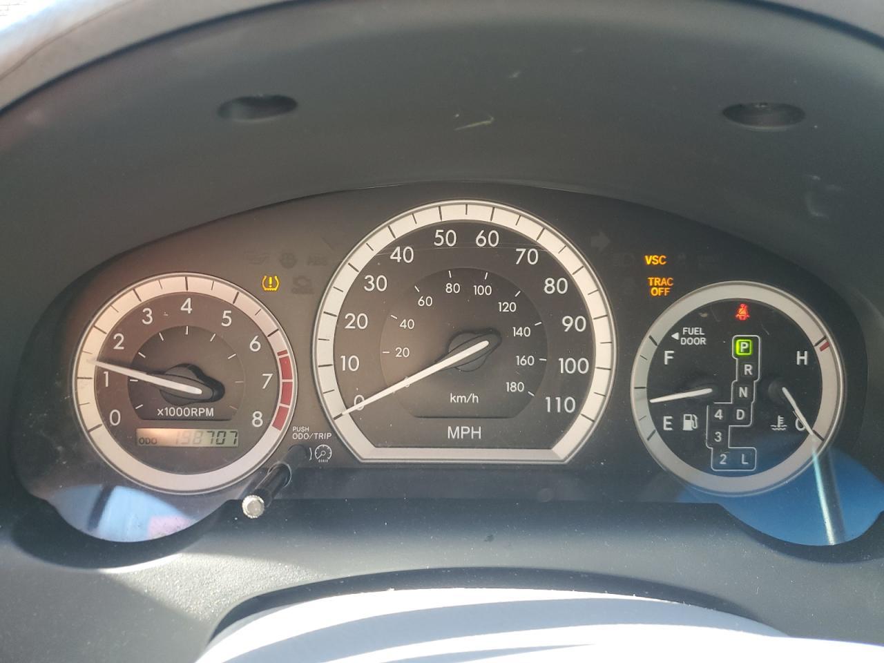 2010 TOYOTA SIENNA