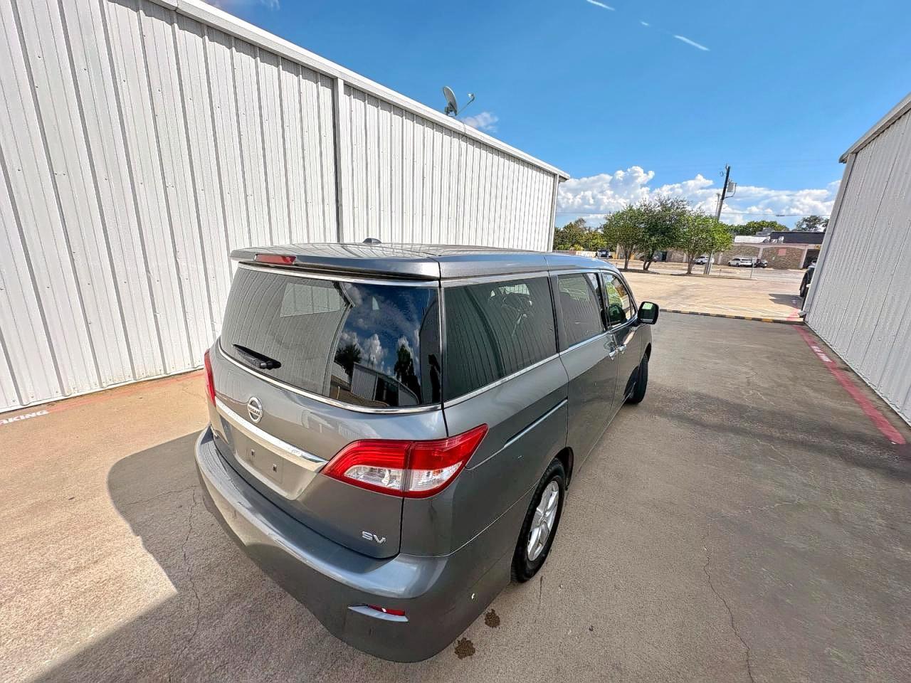 2015 NISSAN Quest