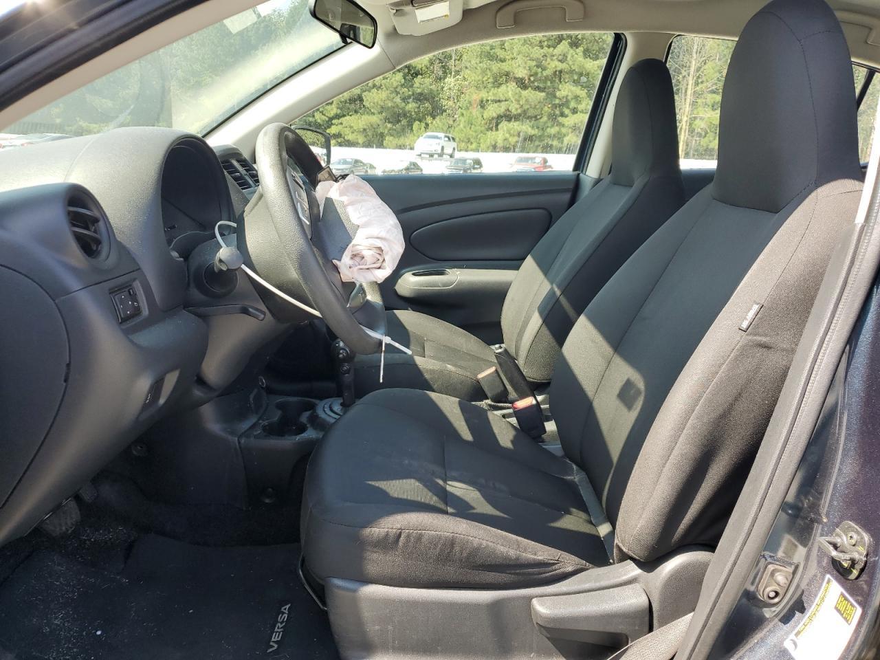 2017 NISSAN VERSA