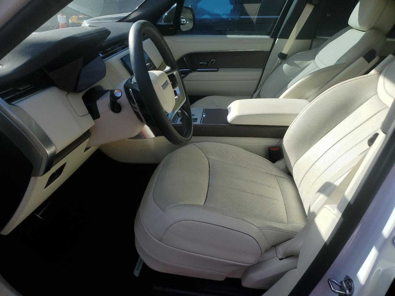2025 LAND ROVER RANGE ROVER