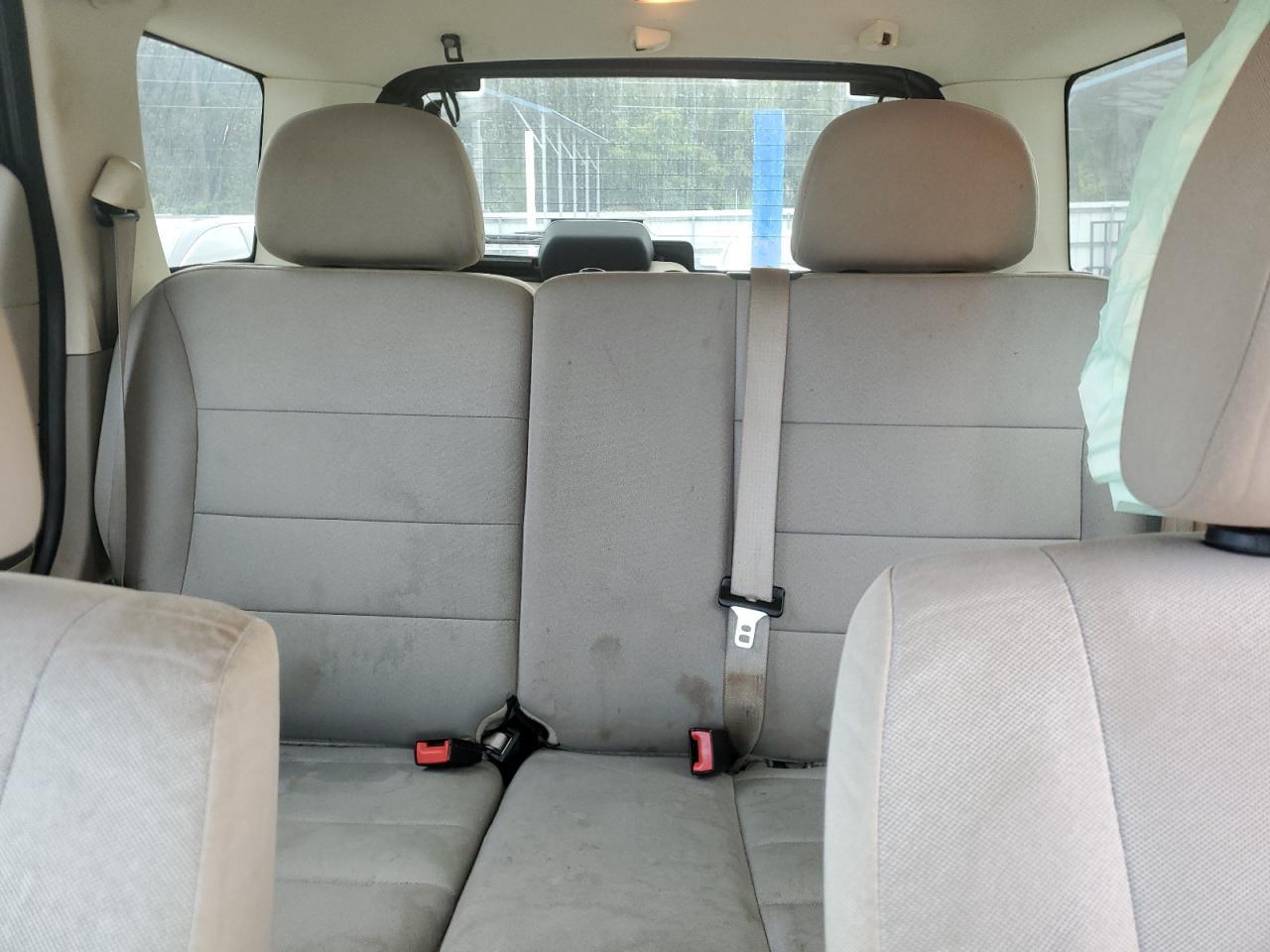 2010 FORD ESCAPE