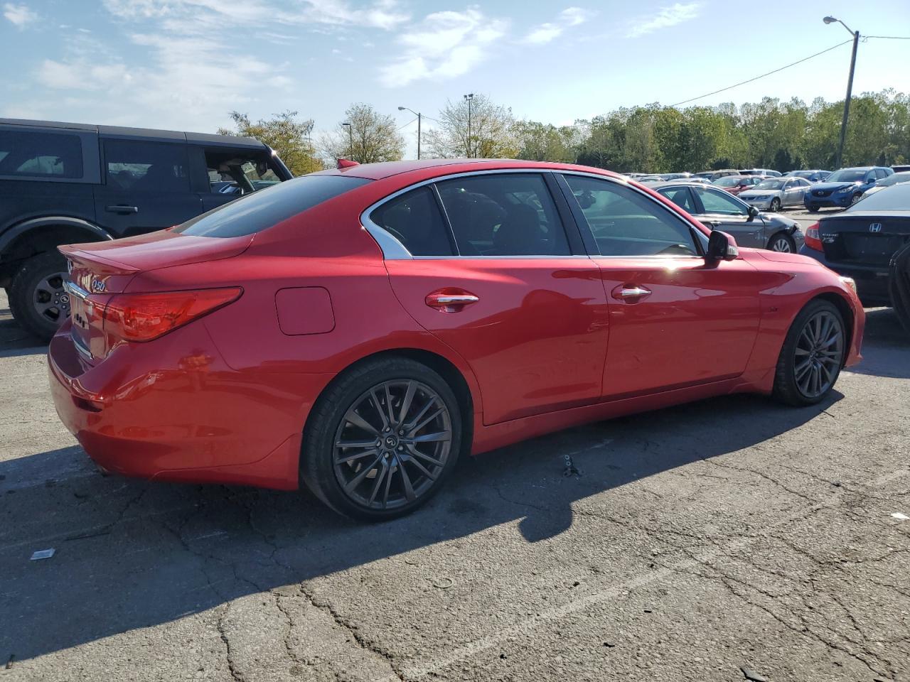 2017 INFINITI Q50