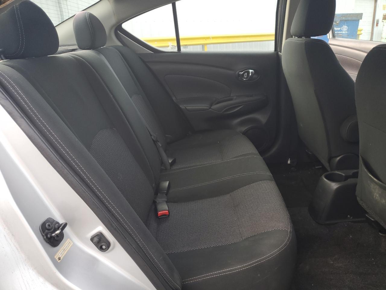 2017 NISSAN VERSA