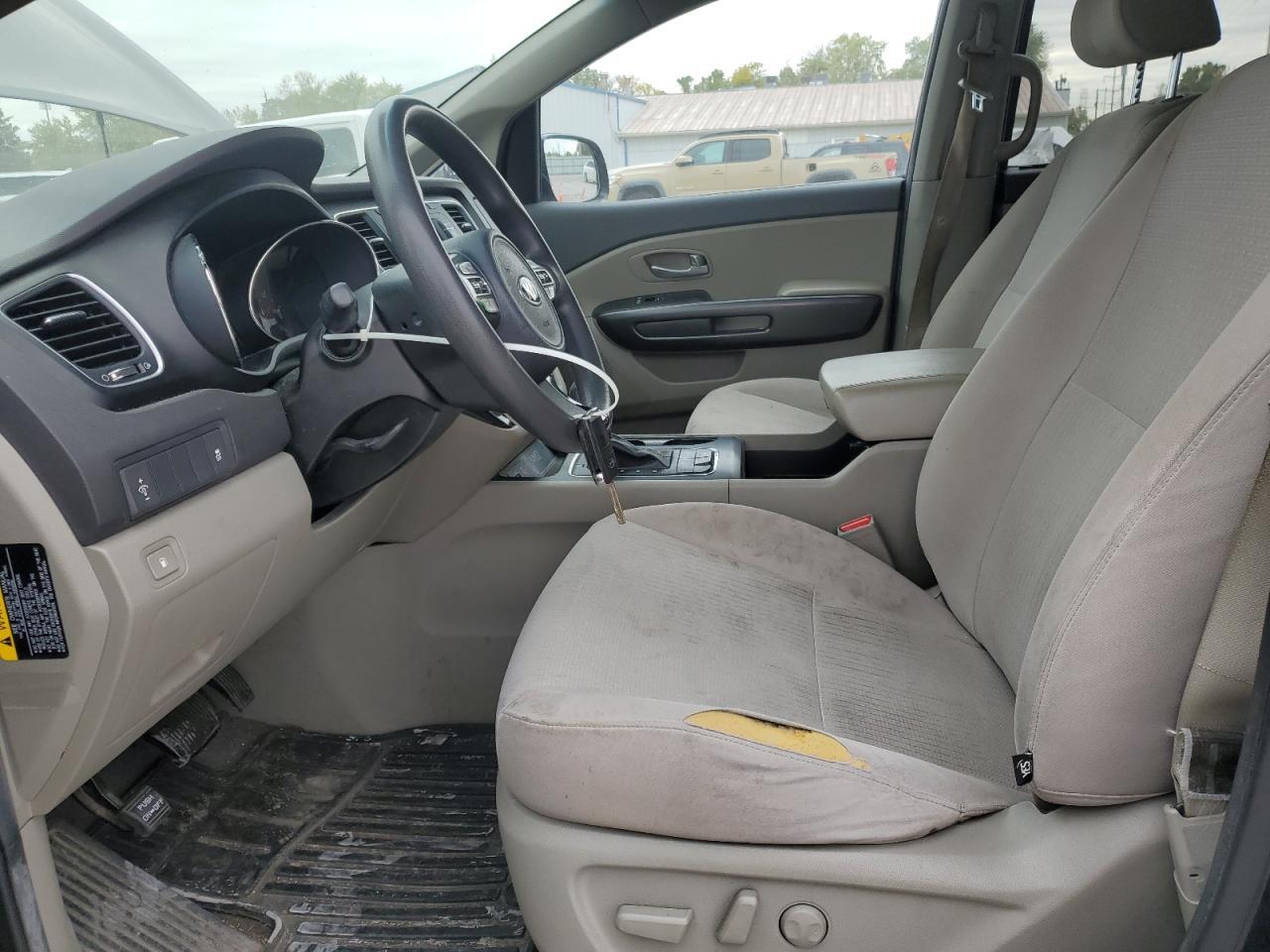 2016 KIA SEDONA