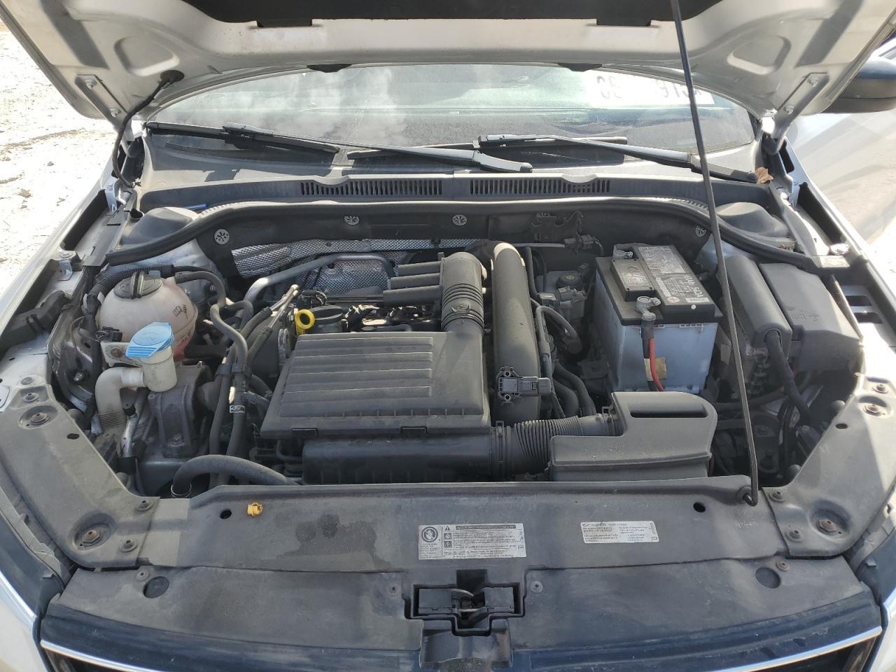 2016 VOLKSWAGEN JETTA