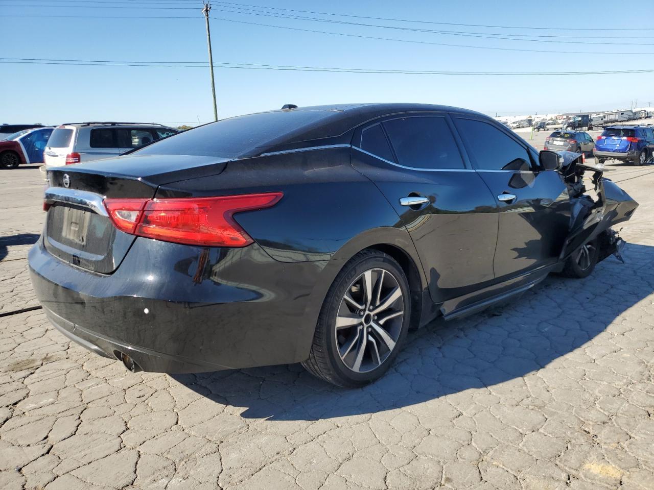 2019 NISSAN Maxima