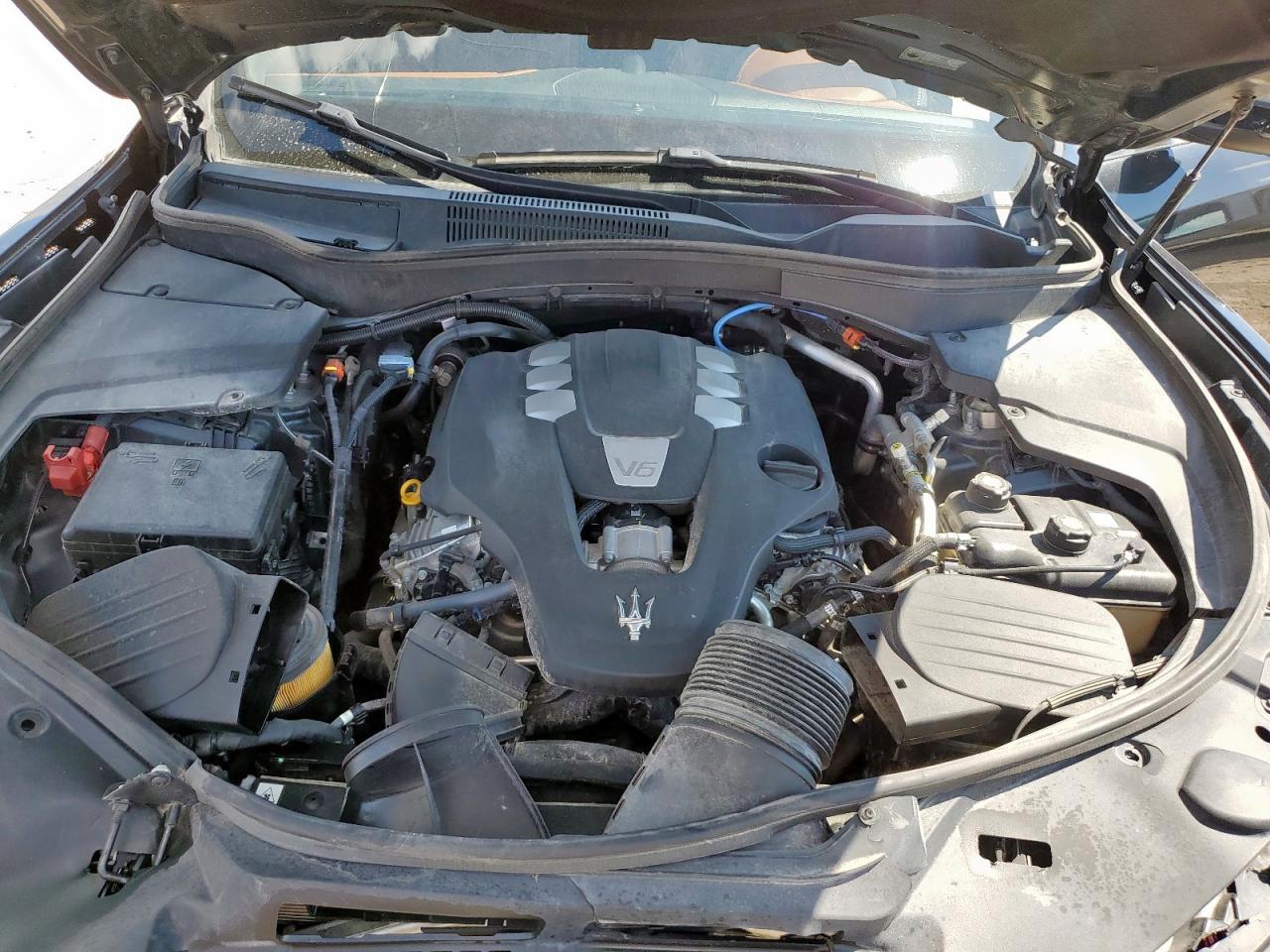 2022 MASERATI Levante