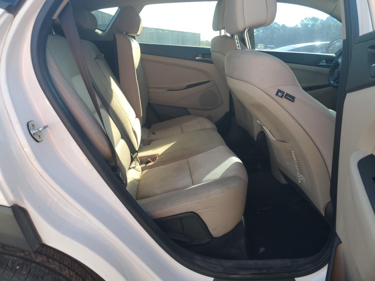 2017 HYUNDAI TUCSON