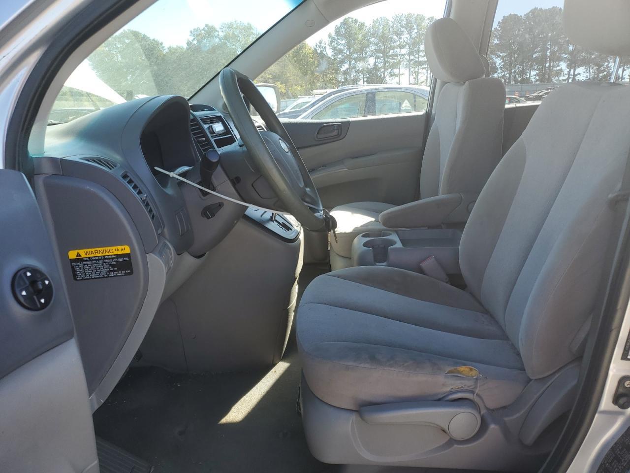 2010 KIA SEDONA