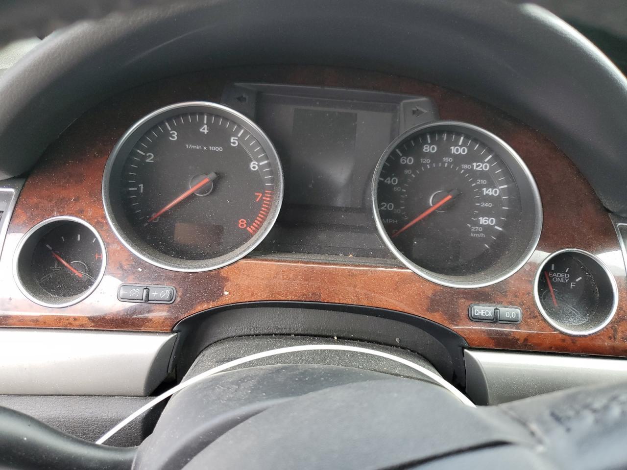 2006 AUDI A8