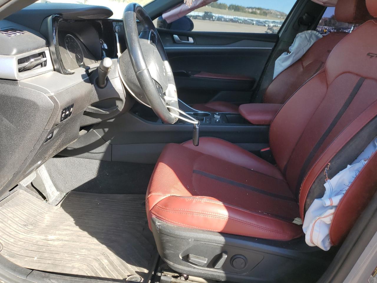 2022 KIA K5
