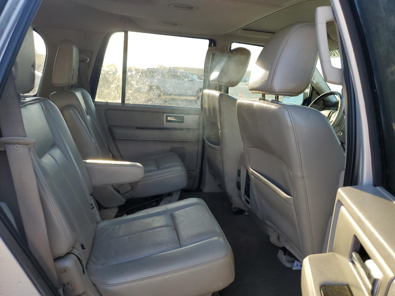 2013 FORD Expedition