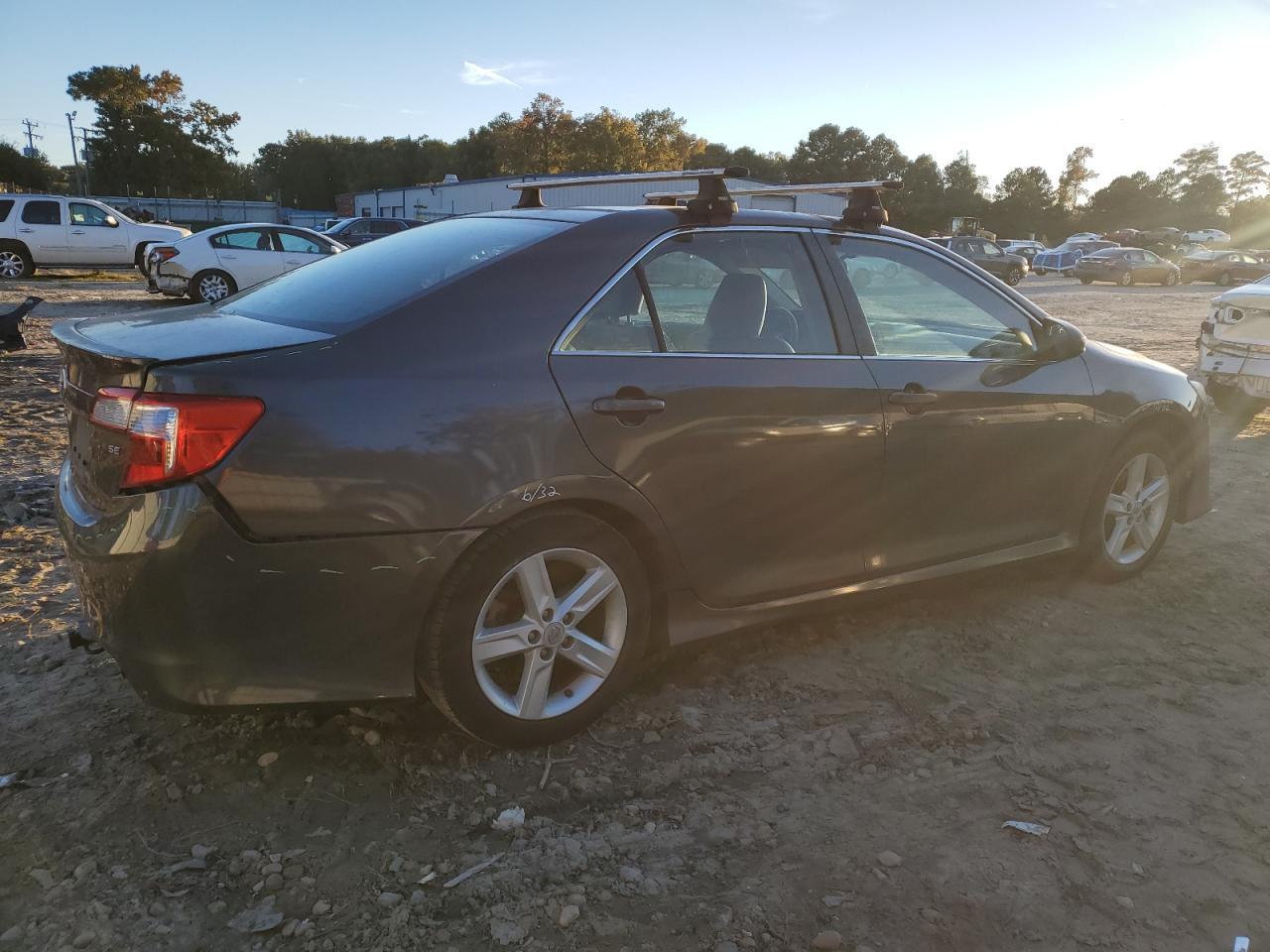 2012 TOYOTA CAMRY