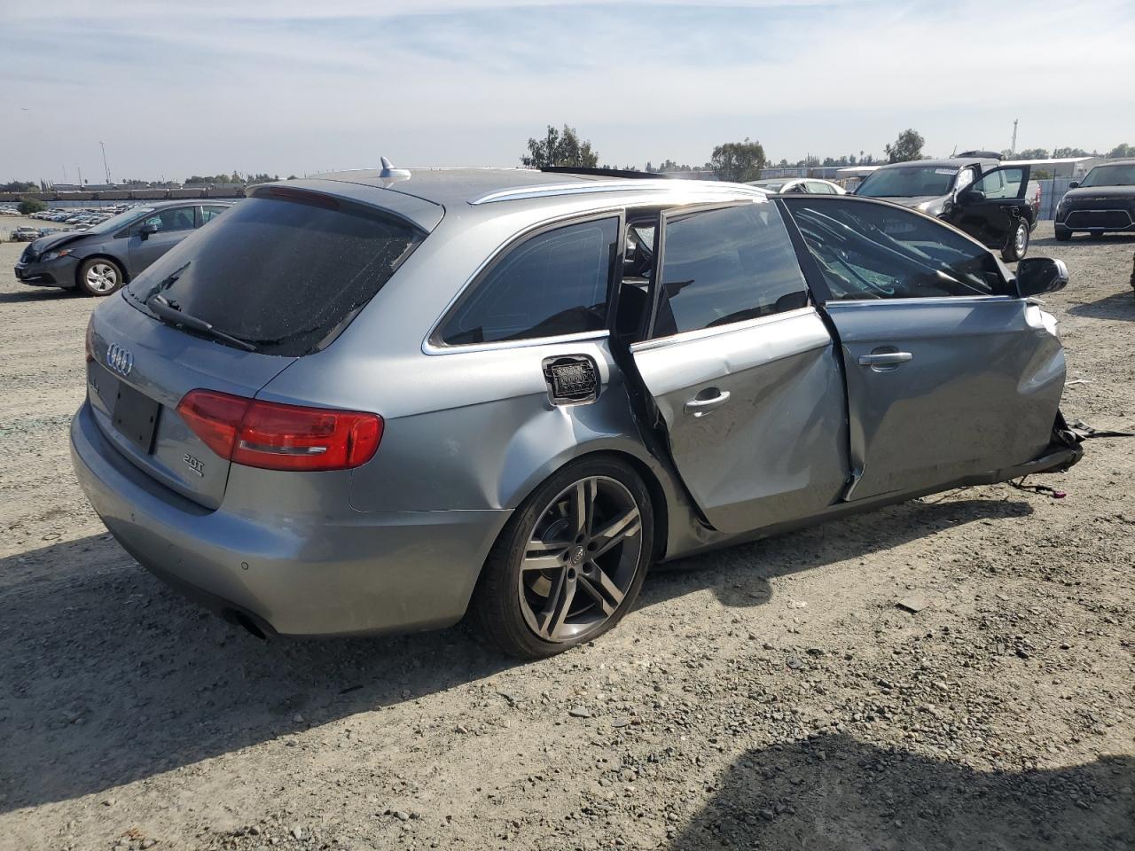 2010 AUDI A4