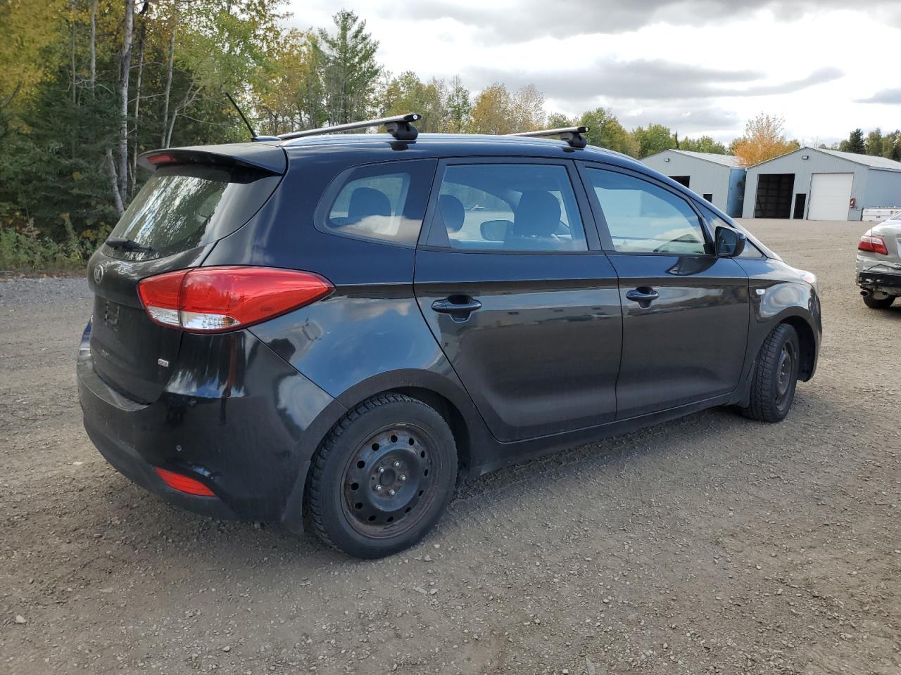 2014 KIA RONDO