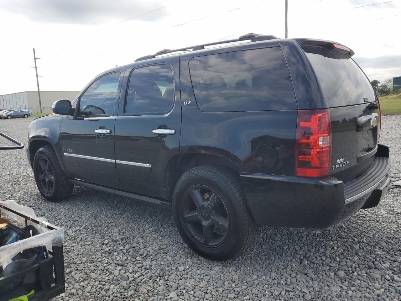 2011 CHEVROLET Tahoe