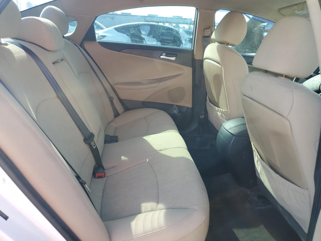 2012 HYUNDAI SONATA