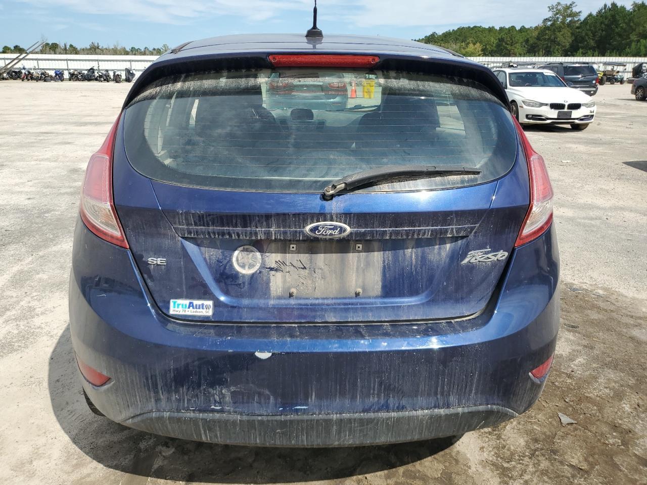 2016 FORD Fiesta