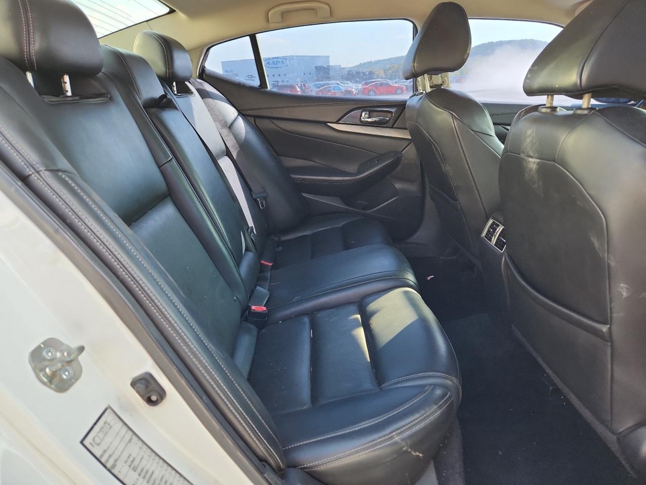 2018 NISSAN Maxima
