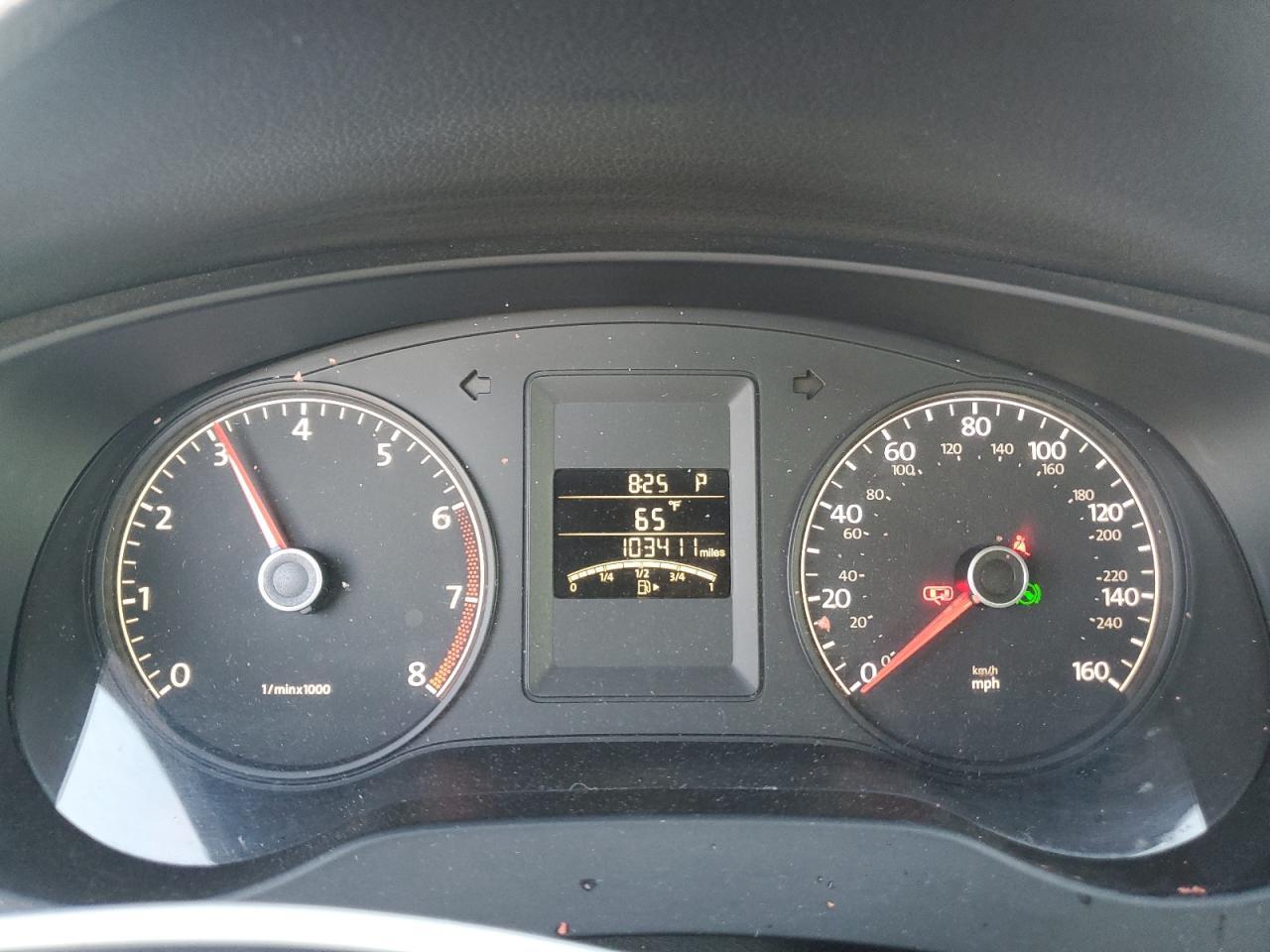 2011 VOLKSWAGEN JETTA
