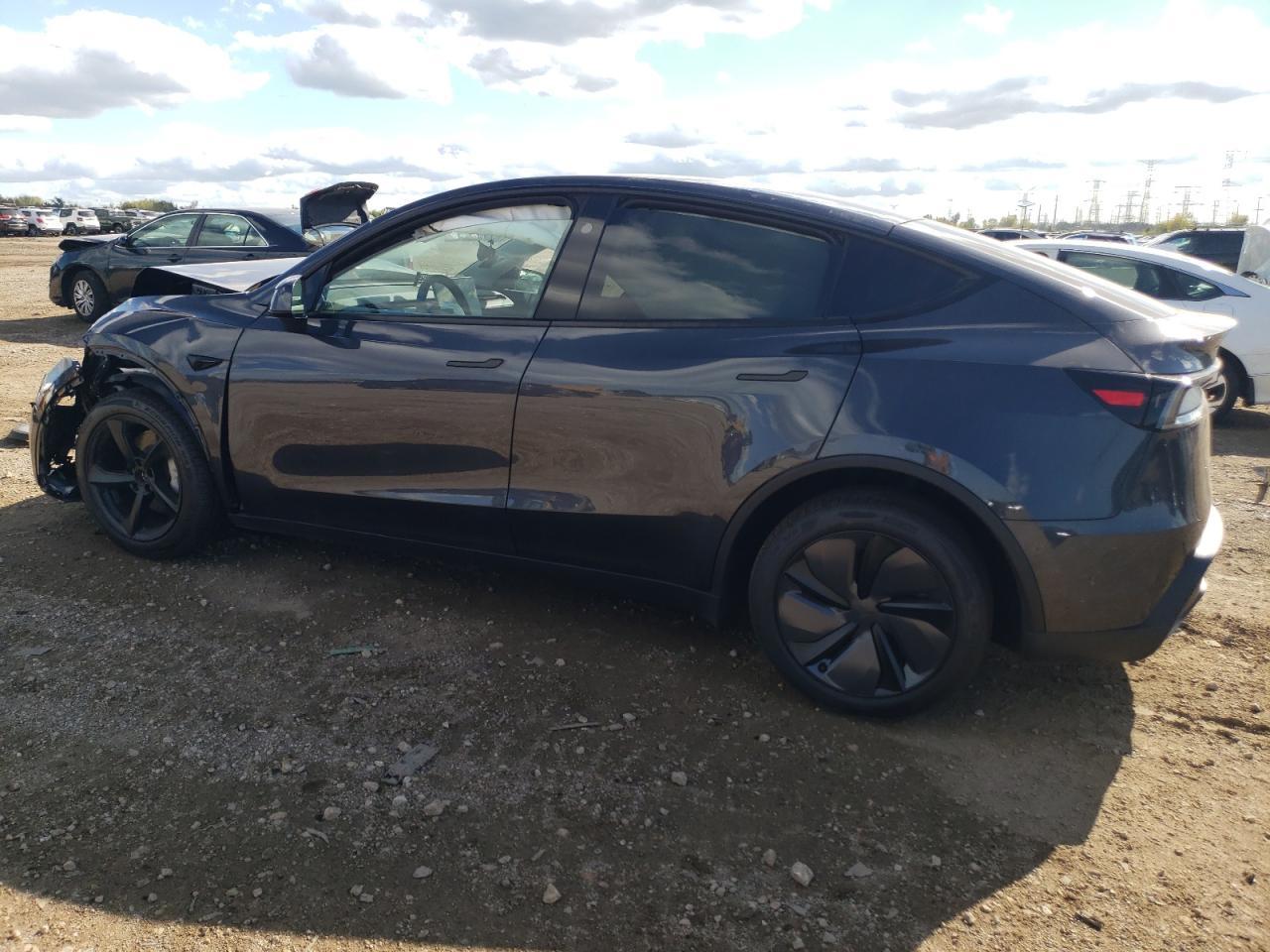 2026 TESLA MODEL Y