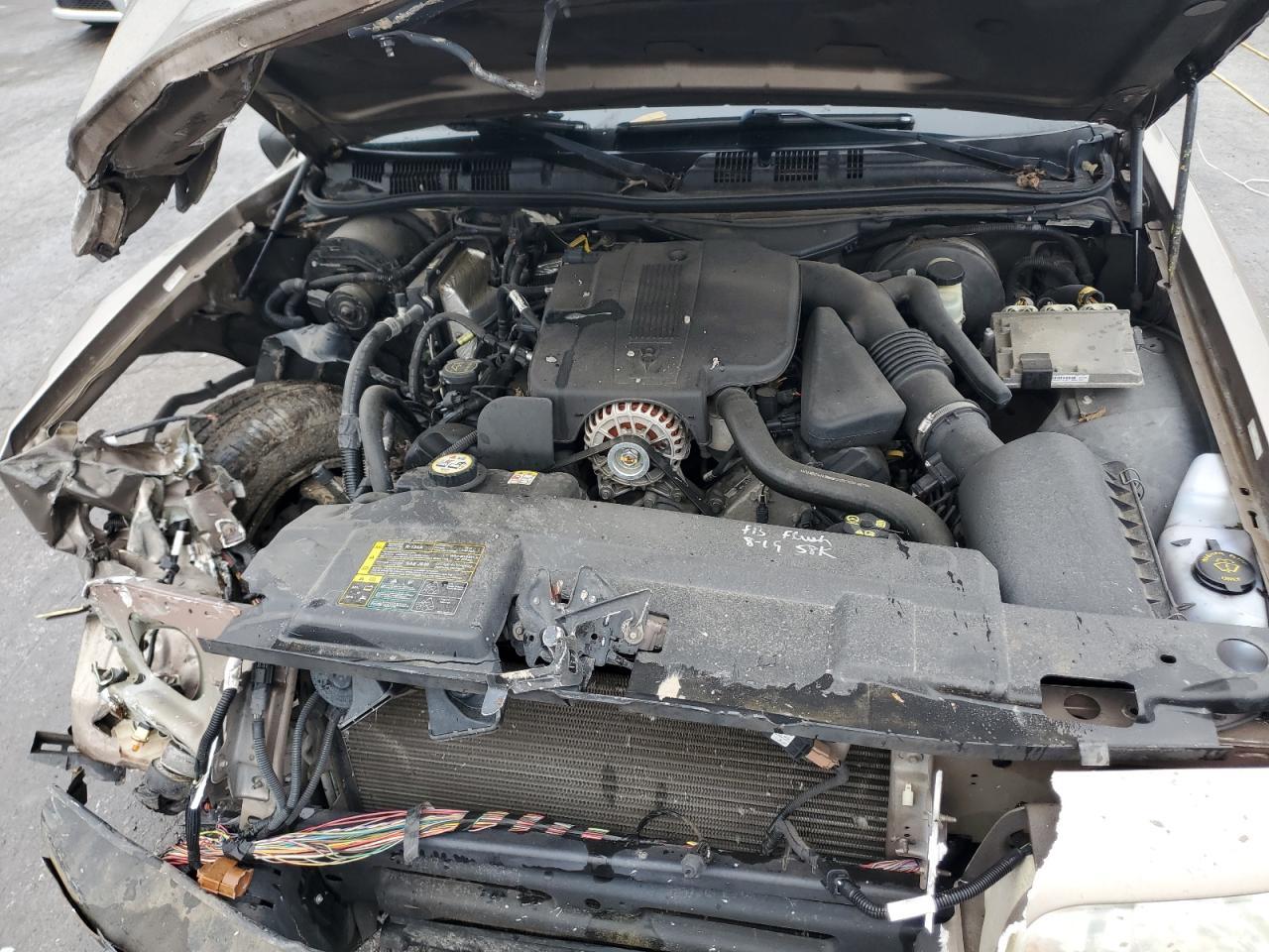 2005 FORD Crown Victoria