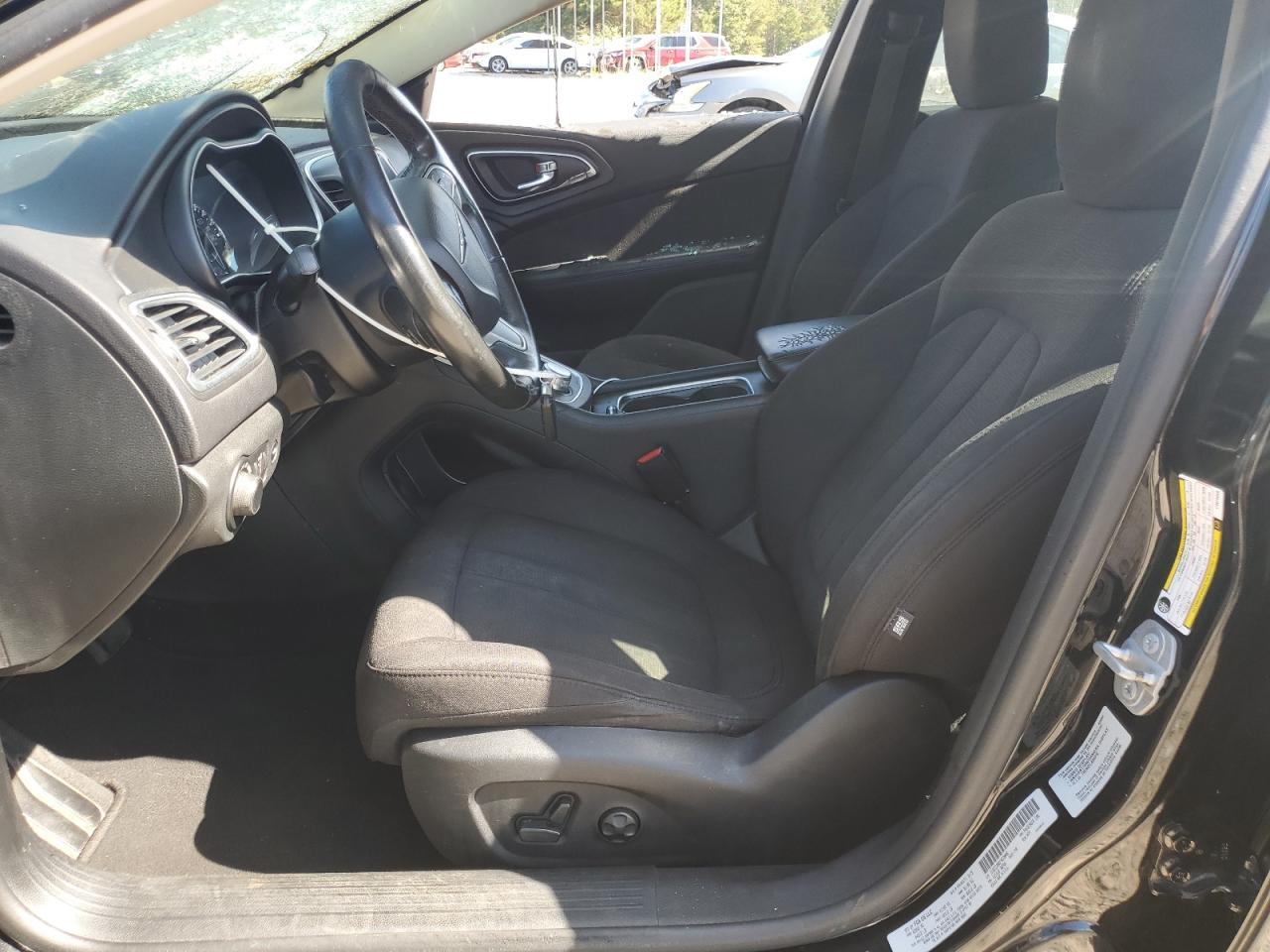 2015 CHRYSLER 200