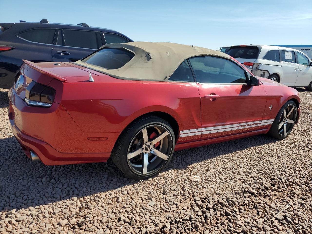 2011 FORD MUSTANG