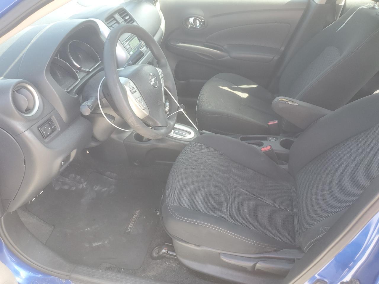 2017 NISSAN VERSA