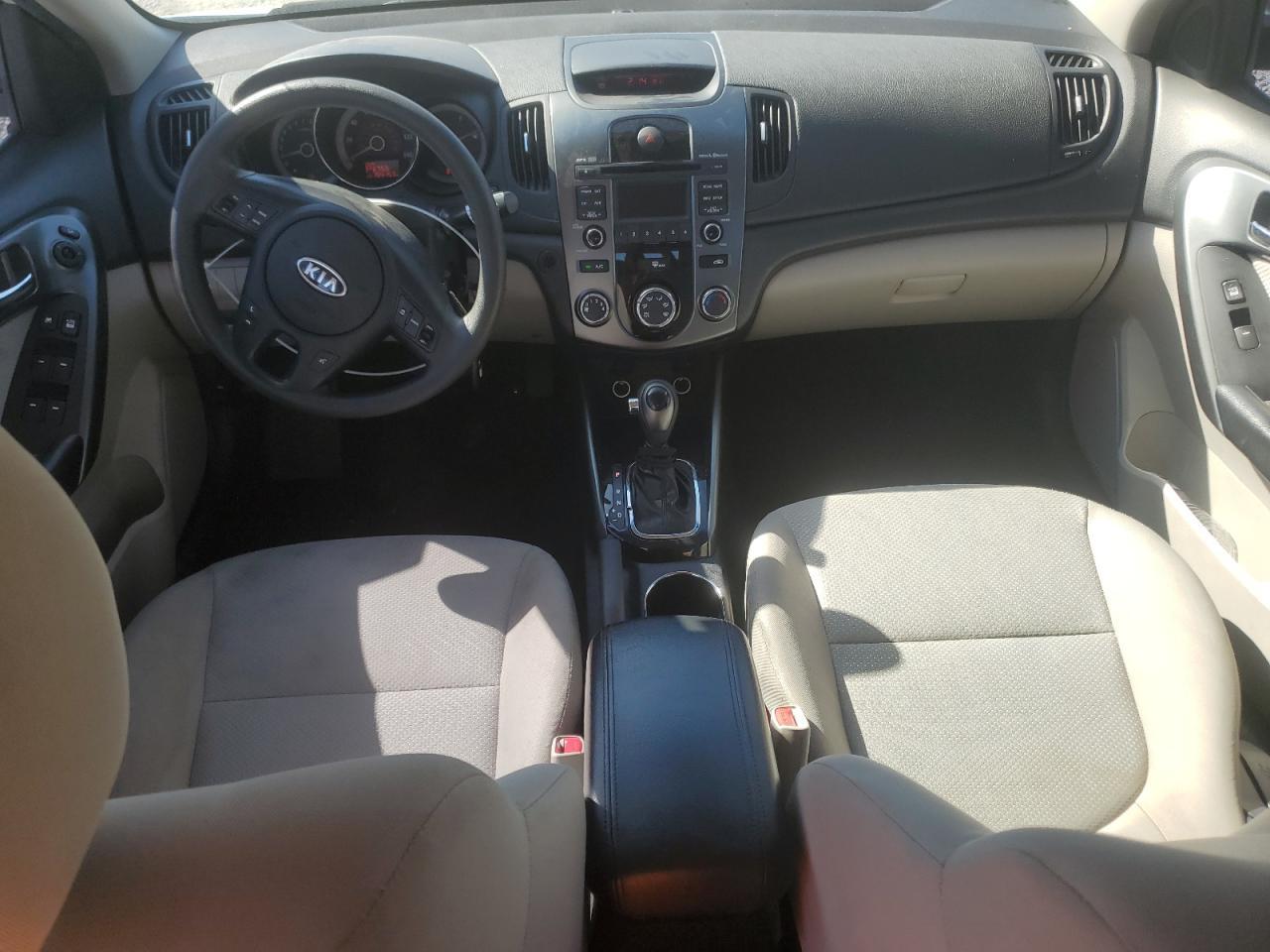 2013 KIA FORTE